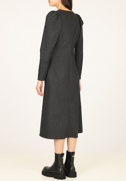 Товар серого цвета с внутренней стороны