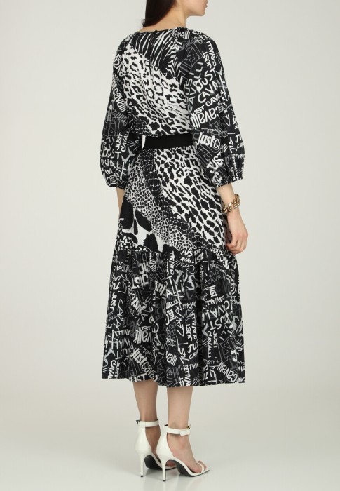 Товар черного цвета с внутренней стороны