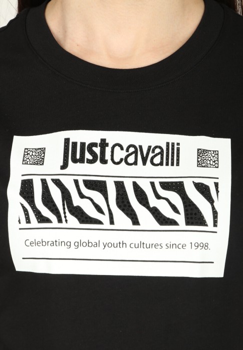 Товар черного цвета с внутренней стороны