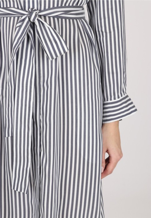 платье  из проверенных материалов спереди