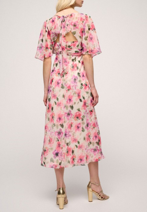 Товар розового цвета с внутренней стороны