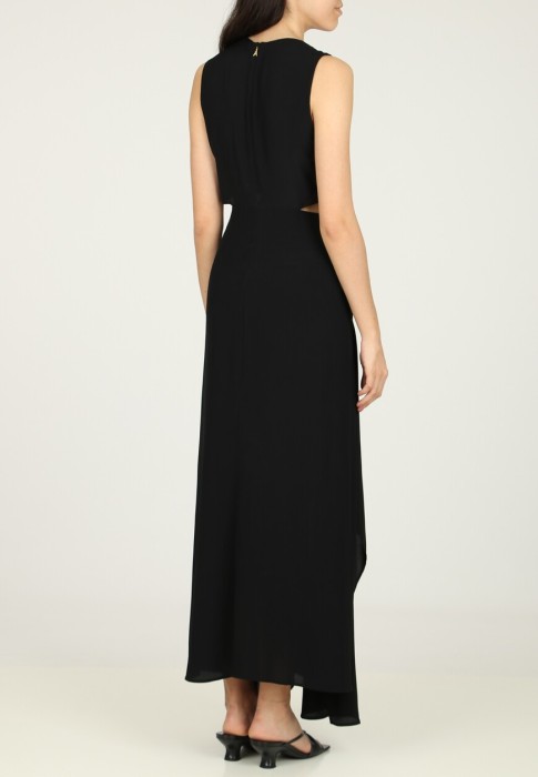 Товар черного цвета с внутренней стороны