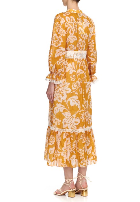 Товар желтого цвета с внутренней стороны