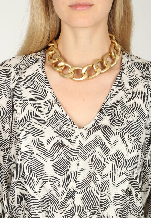 Товар серого цвета с внутренней стороны