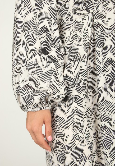 платье  из проверенных материалов спереди