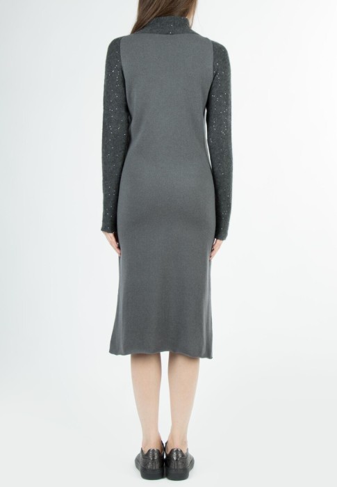 платье  из проверенных материалов спереди