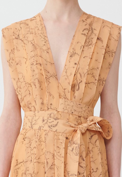 Продукция для женщин фото