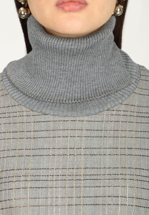 платье  для взрослого возраста с изнаночной стороны