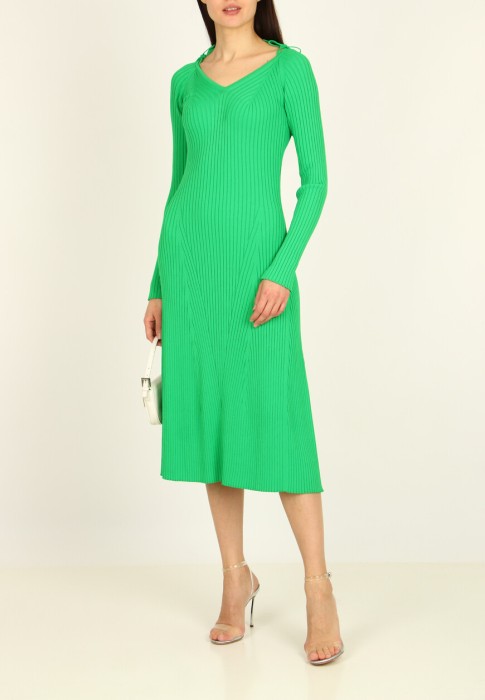 платье  по цене 48230 руб вид справа