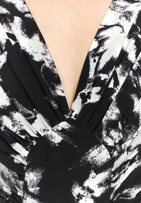 платье  из проверенных материалов спереди