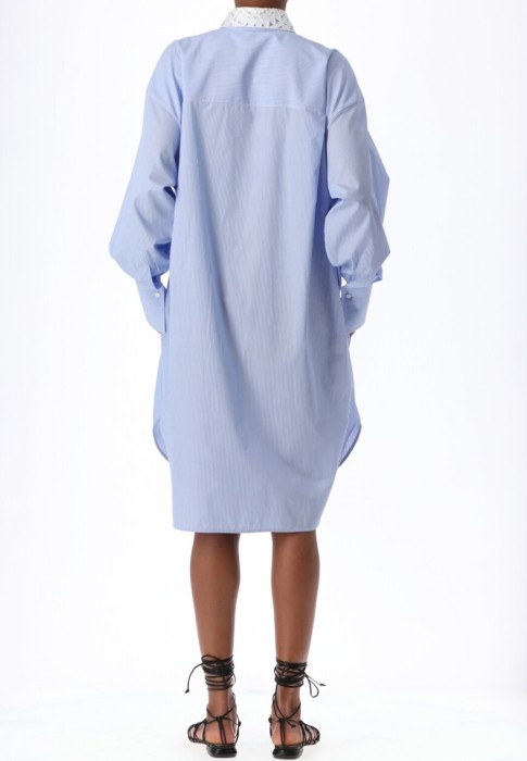 Товар голубого цвета с внутренней стороны