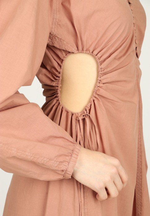 платье  из проверенных материалов спереди