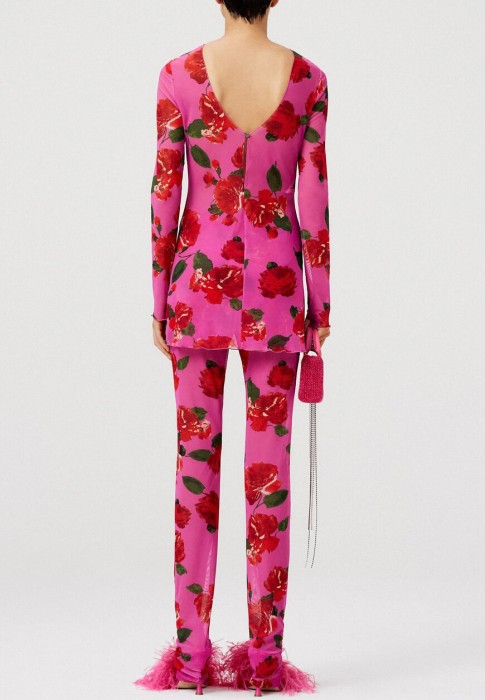 Товар розового цвета с внутренней стороны