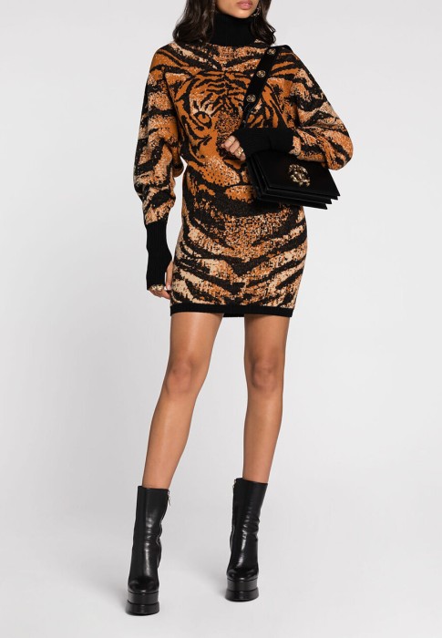 платье  от бренда roberto cavalli вид слева