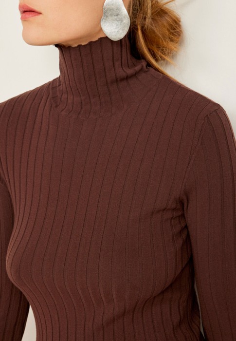 платье  из италии вид сбоку