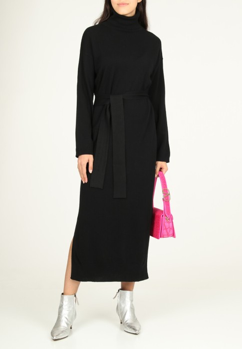 платье  по цене 61530 руб вид справа