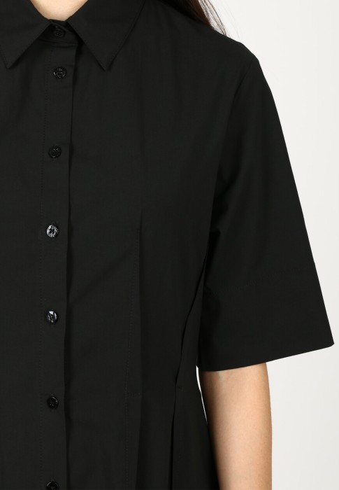 Товар черного цвета с внутренней стороны