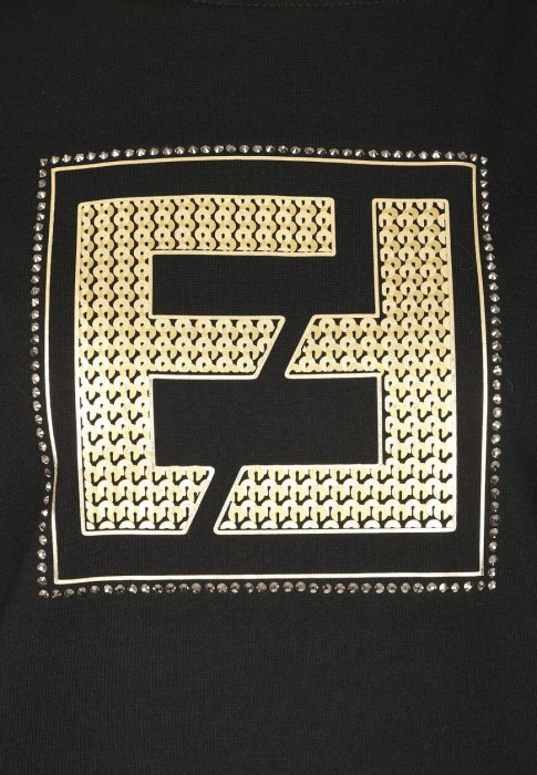 Товар черного цвета с внутренней стороны