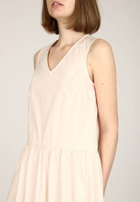 Товар розового цвета с внутренней стороны