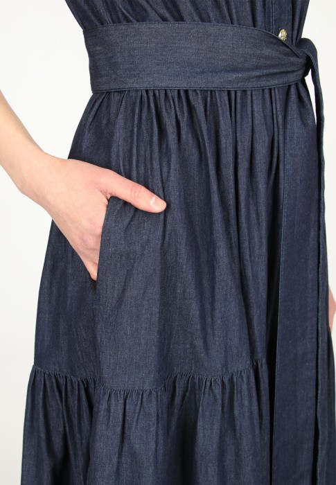 платье  из проверенных материалов спереди