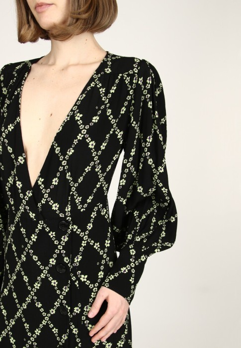 Товар желтого цвета с внутренней стороны