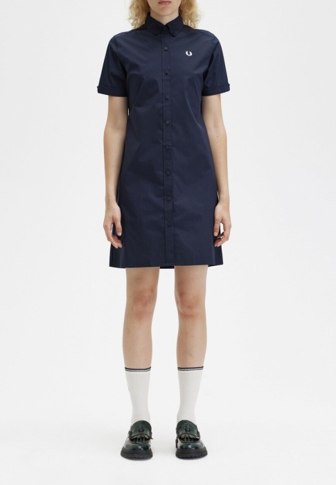 платье  от бренда fred perry вид слева