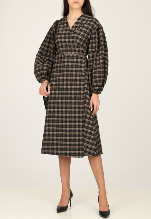 платье  по цене 21630 руб вид справа