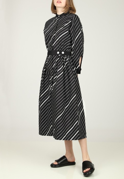 платье  из италии вид сбоку