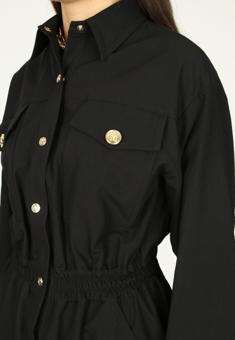 Товар черного цвета с внутренней стороны