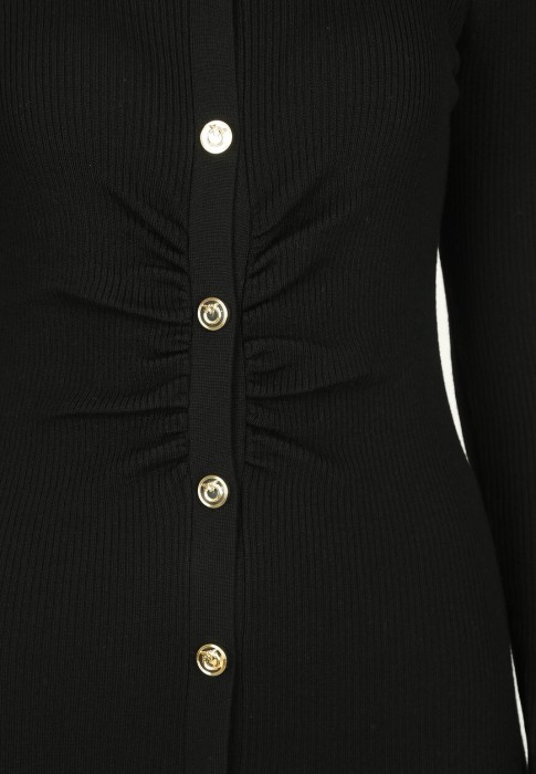 Товар черного цвета с внутренней стороны