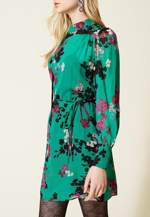 платье  из проверенных материалов спереди