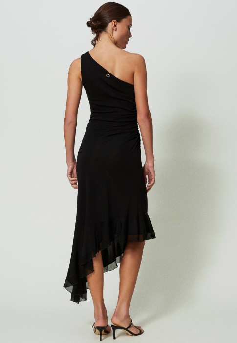 Товар черного цвета с внутренней стороны