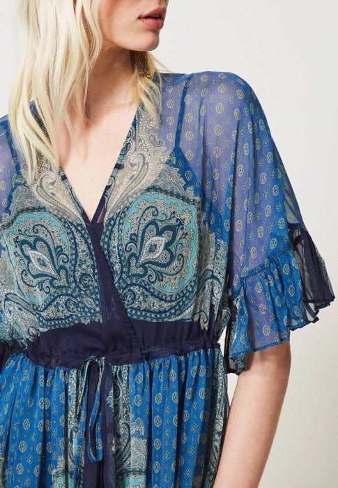 платье  из проверенных материалов спереди