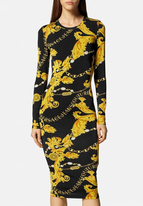 Товар черного цвета с внутренней стороны