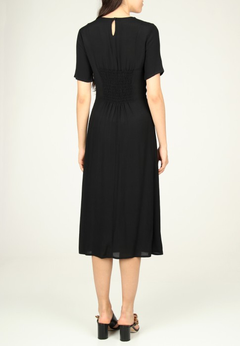 Товар черного цвета с внутренней стороны