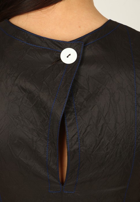 платье  для взрослого возраста с изнаночной стороны