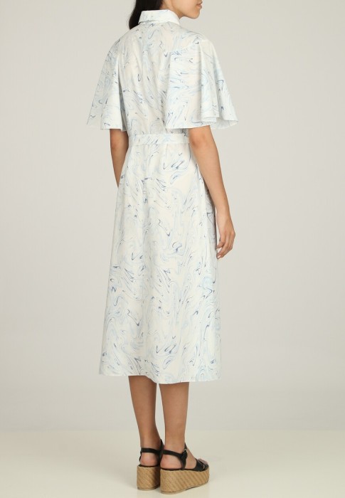 Товар голубого цвета с внутренней стороны