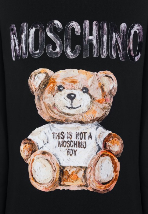 Товар черного цвета с внутренней стороны