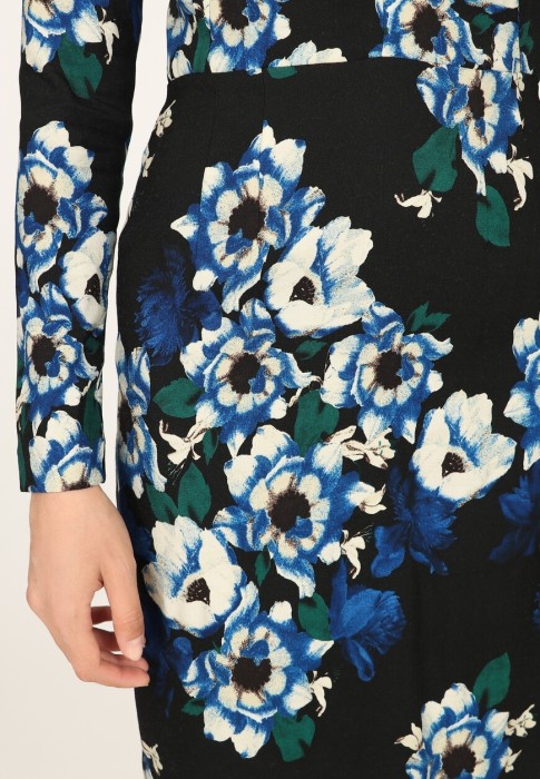 платье  из проверенных материалов спереди