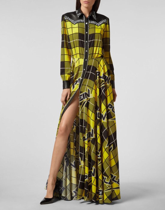 Товар черного цвета с внутренней стороны