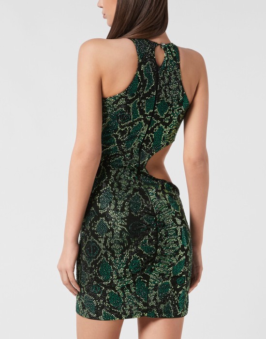 Товар зеленого цвета с внутренней стороны