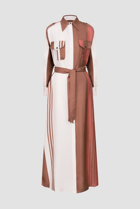 Товар разноцветного цвета с внутренней стороны