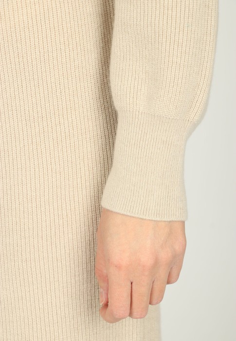 платье  из проверенных материалов спереди