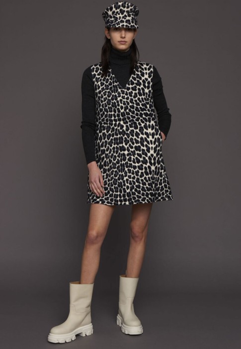 платье  по цене 35210 руб вид справа