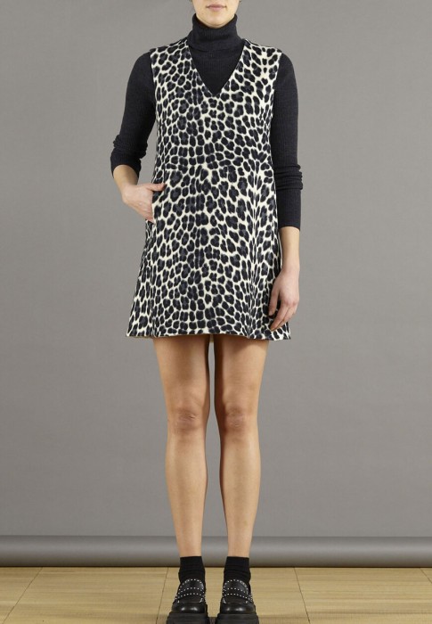 Товар серого цвета с внутренней стороны