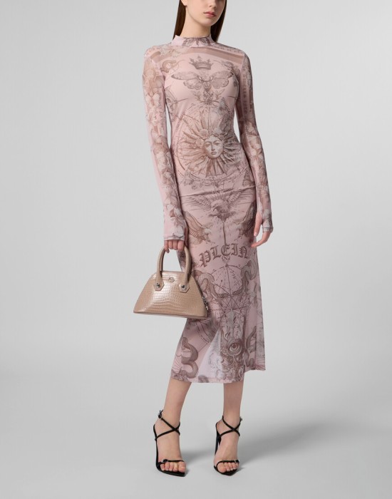 Товар розового цвета с внутренней стороны