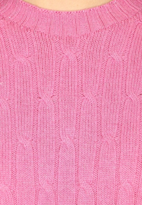 Товар розового цвета с внутренней стороны