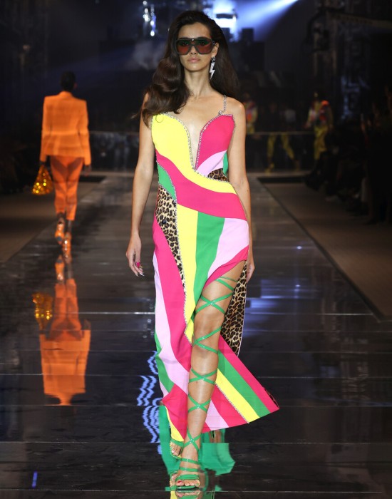 Продукция для женщин фото