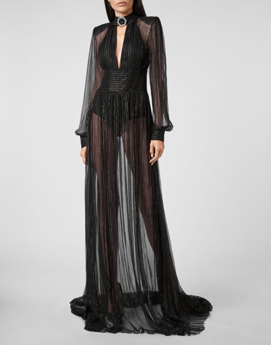 Товар черного цвета с внутренней стороны