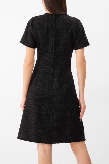 платье  по цене 98000 руб вид справа
